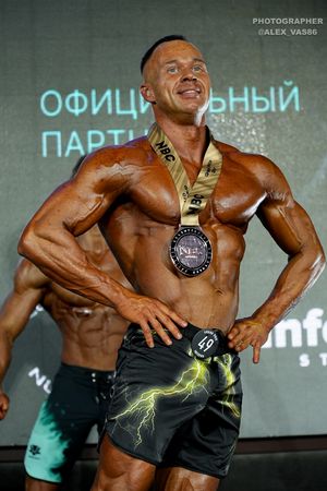 MEN'S PHYSIQUE +179
